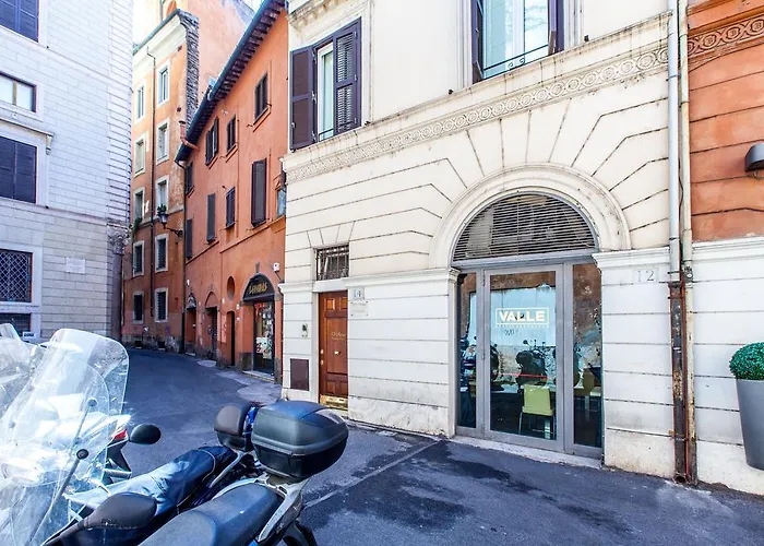Di Rienzo Pantheon Palace